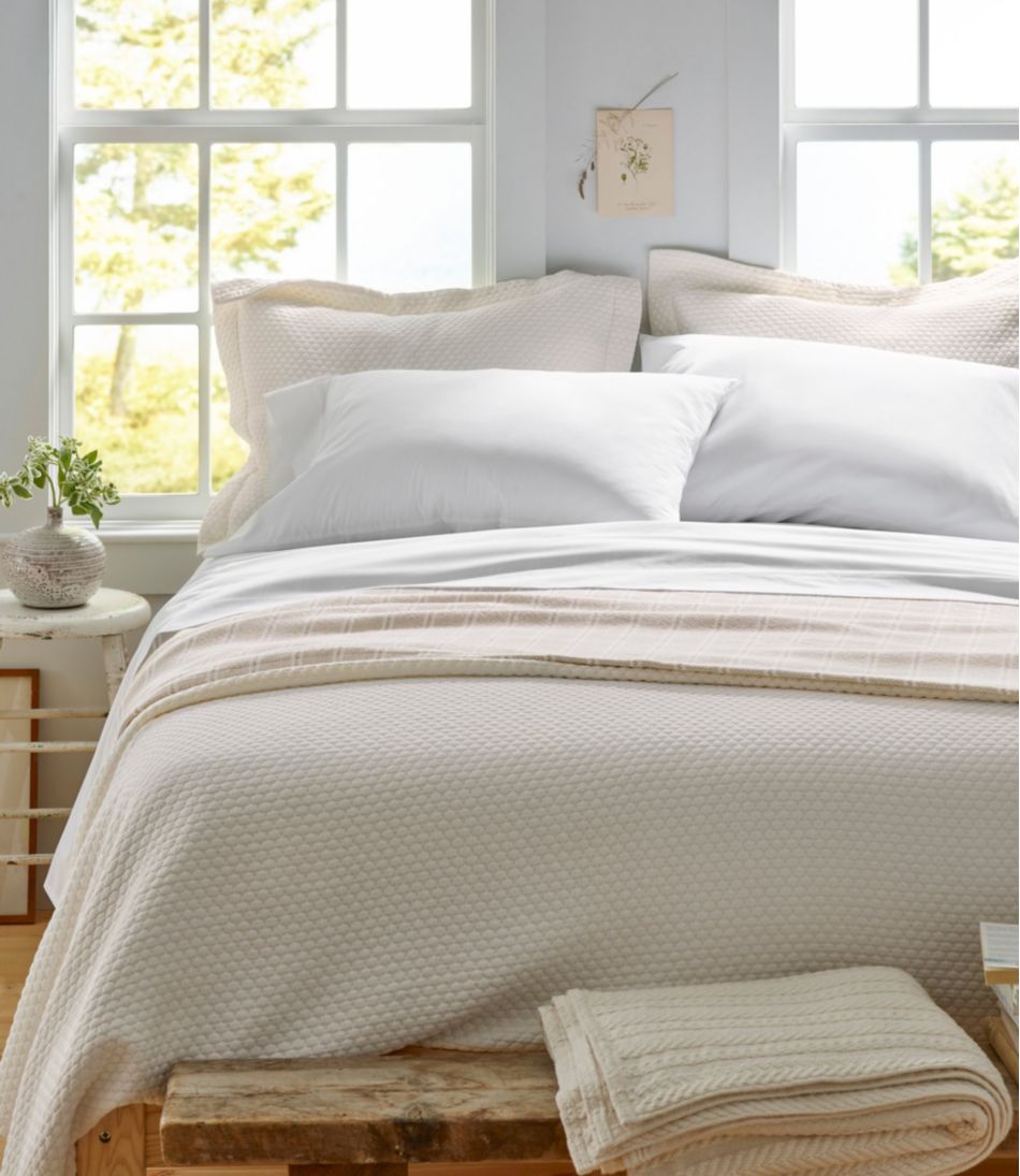 Organic Honeycomb Matelass?? Coverlet - Image 3